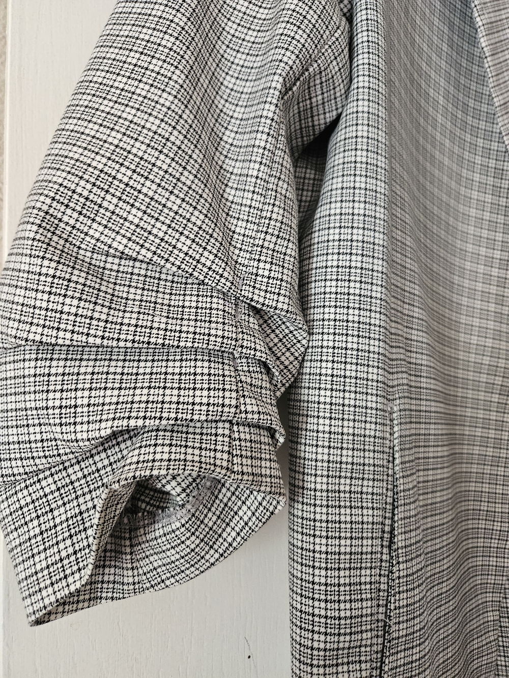 Rachel Zoe Black and White Checked Long Blazer - Picture 3 of 4